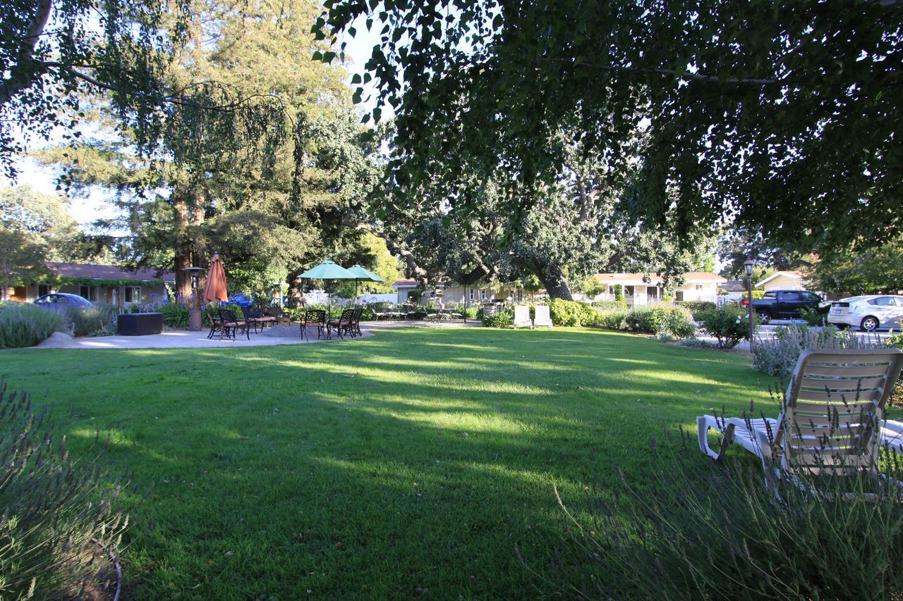 Meadowlark Inn Solvang Exterior photo